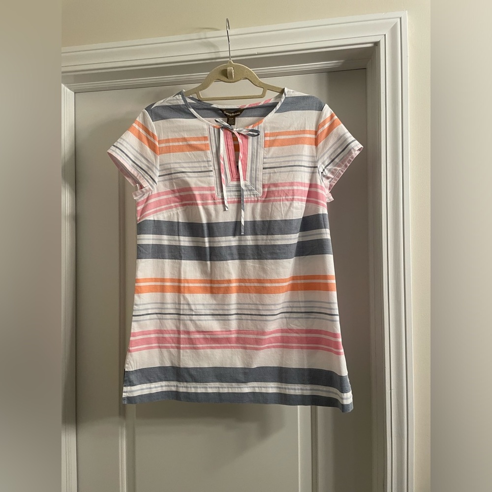 Tommy Bahama top size small nwt